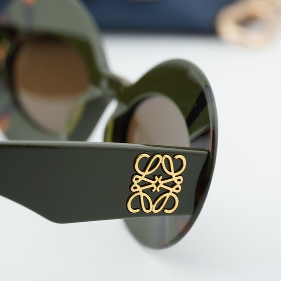 Loewe LW40091I 96E Oval Sunglasses – Havanan Green\\Brown main image 4